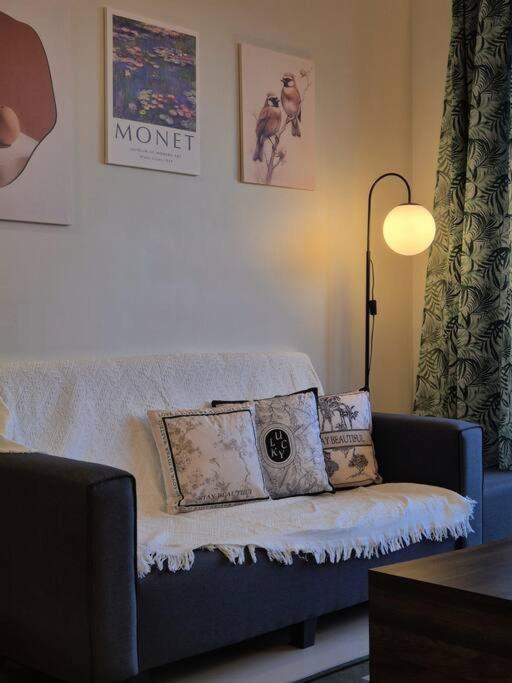 Cozy Nostalgia 2 4 Pax - 15 Min To Jb Town Pangsapuri